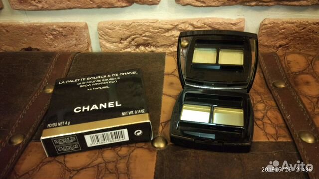 Футляр от теней Chanel с зеркалом
