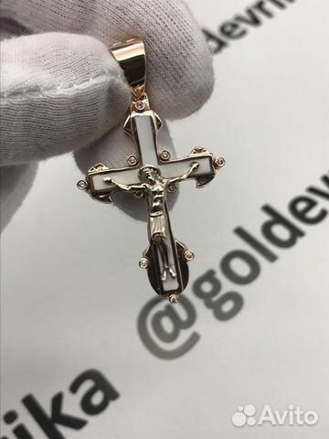 Золотой крест с бриллиантами
