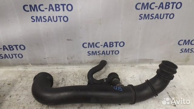 Патрубок интеркулера Volvo S80 2.8T 1998-2002 Патрубок интеркулера Volvo S80 2.8T 1998-2002