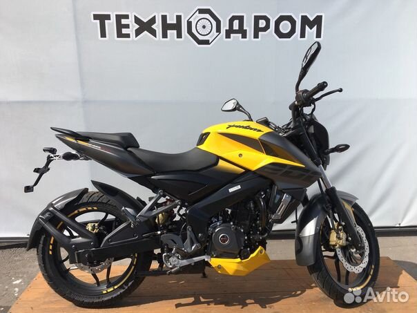 Мотоцикл bajaj Pulsar 200 NS