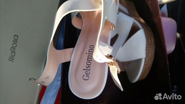 Босоножки 38р Босоножки 38р