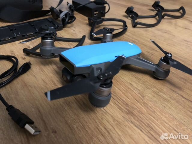 Квадрокоптер DJI Spark Combo