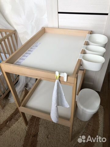 Пеленальный столик от IKEA с аксессуарами