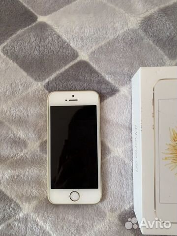 iPhone SE на 32gb