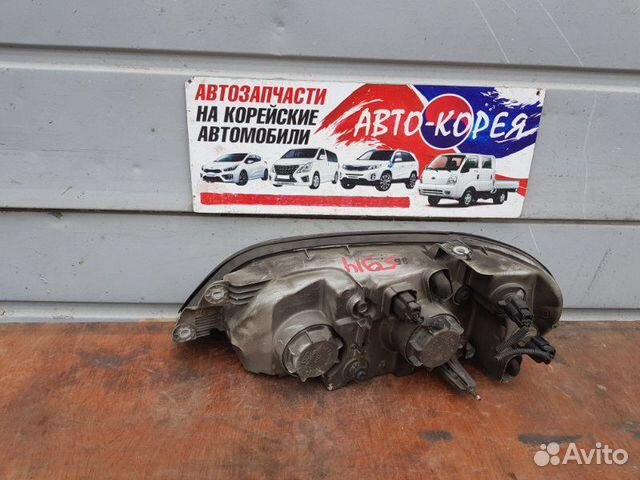 Фара передняя правая Kia Carnival 2002-2006 Фара передняя правая Kia Carnival 2002-2006
