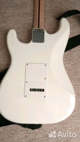 Электрогитара fender squier bullet strat