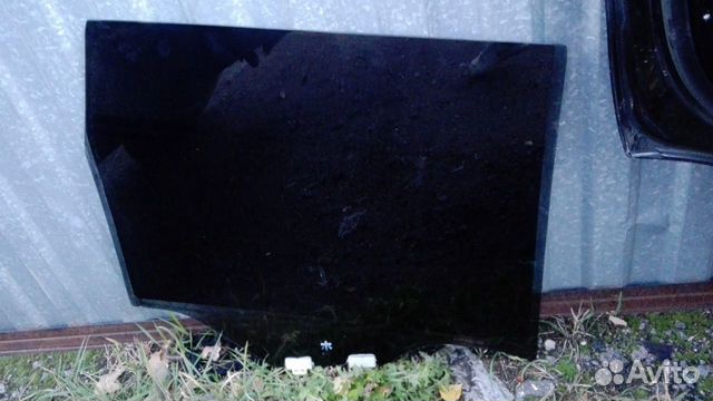 Стекло задней левой двери x-trail t31 82301jg100