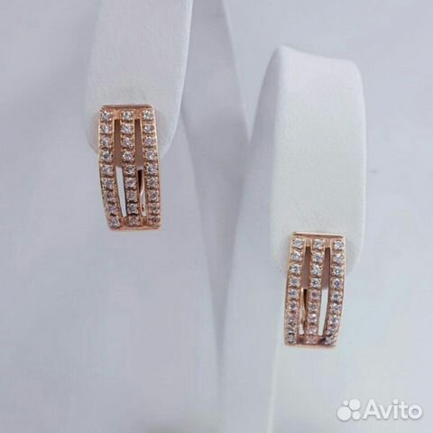 Серьги из золота с фианитами