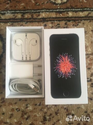 iPhone SE 32GB iPhone SE 32GB