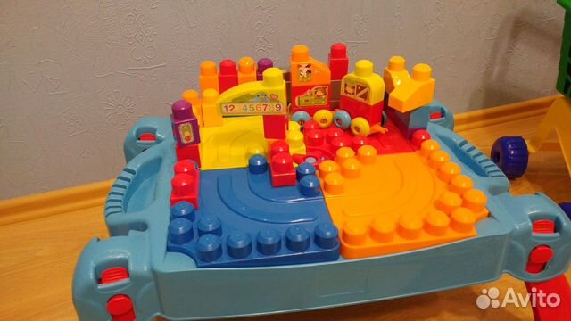 Mega Blocks Стол игровой для конструирования Конст Mega Blocks Стол игровой для конструирования Конст