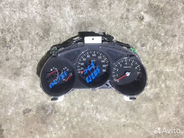 Панель (щиток ) приборов Subaru Forester SG5 MT