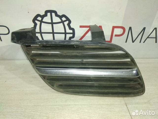 Решетка радиатора Nissan Almera N16