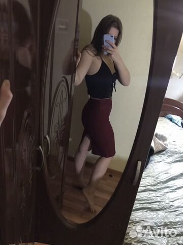 Юбка бордовая