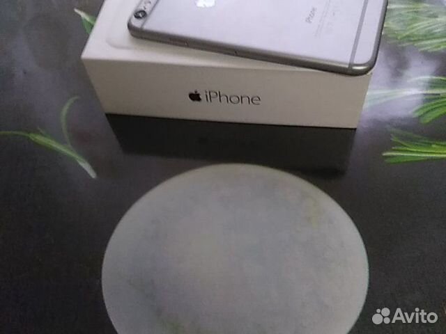 Телефон iPhone