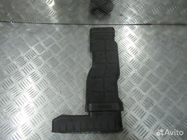 Воздухозаборник Hyundai Solaris 2 oem 28210h5100 Воздухозаборник Hyundai Solaris 2 oem 28210h5100