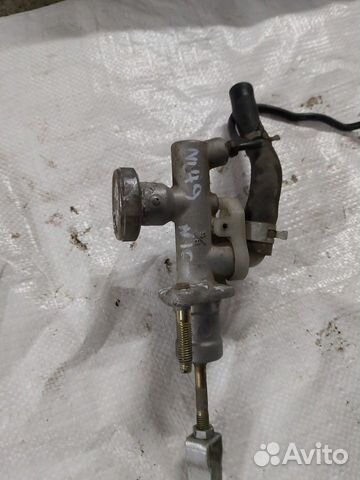 Nissan Almera N16 Цилиндр сцепления главный