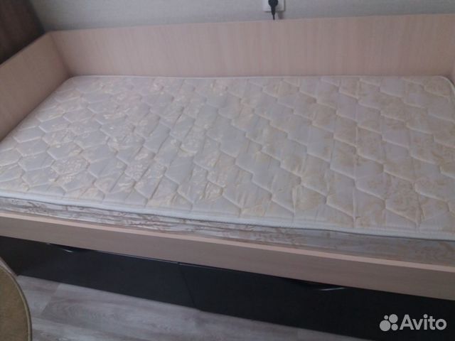 Кровать Кровать