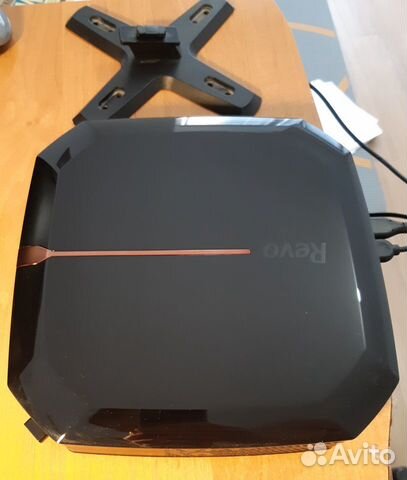 Компьютер (неттоп Acer revo 80,монитор Viewsonic)