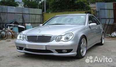Обвес на Mercedes C-class W203 63 AMG