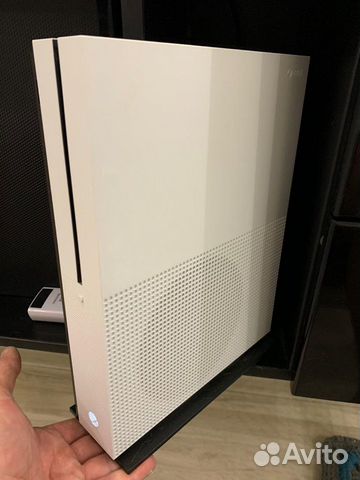 XBox One S 1Tb Много игр