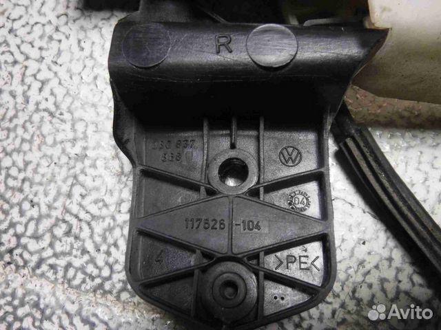 Замок двери передней правой VW Passat (B5) Замок двери передней правой VW Passat (B5)