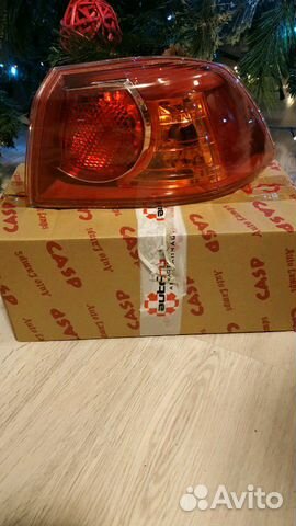 Задняя правая фара Митсубиси Лагнсер Х Задняя правая фара Митсубиси Лагнсер Х