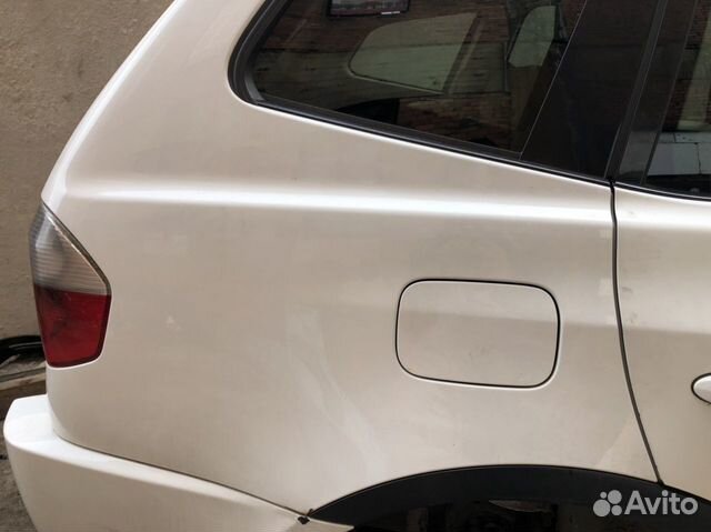 Крыло заднее правое для BMW X3 e83 дорестайл