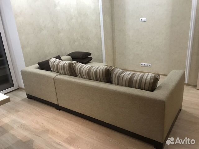 Продам угловой диван2800х1600