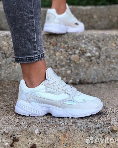 Кроссовки Adidas Falcon Кроссовки Adidas Falcon