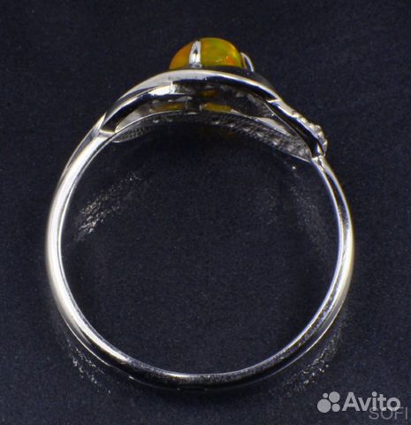 Серебряное кольцо с опалом и фианитом натуральным