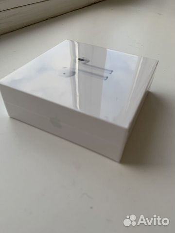 Airpods 2 (2019) Новые, запечатанные Airpods 2 (2019) Новые, запечатанные