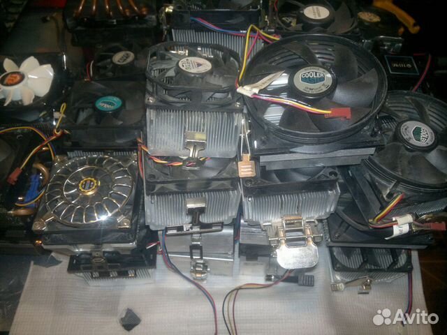 AMD s. 754 / 939 / am2,2+,3,3+ / fm1,2,2+.Стоковое