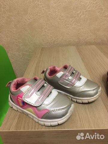 Детские кроссовки Детские кроссовки