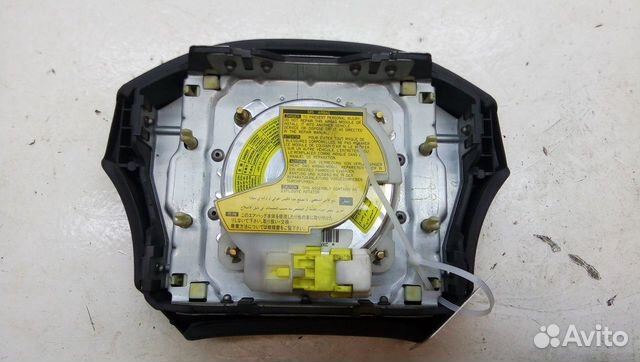 Подушка безопасности в руль Toyota Land Cruiser 90