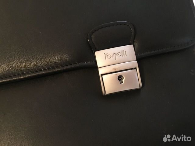 Кожаный мужской портфель Tonelli Uomo Кожаный мужской портфель Tonelli Uomo