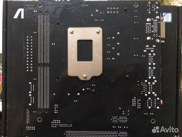 ASRock H110M-DVS ASRock H110M-DVS