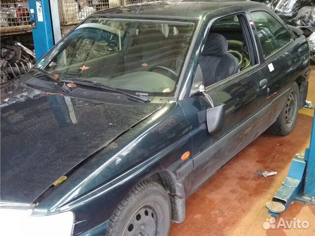 Разбор на запчасти Ford Escort Разбор на запчасти Ford Escort