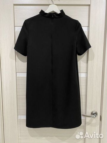 Платье с чокером