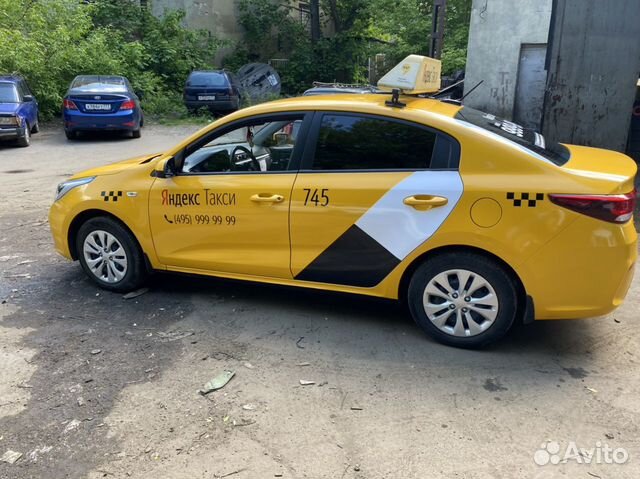 Оклейка такси оклейка Яндекс, брендирование яндекс Оклейка такси оклейка Яндекс, брендирование яндекс