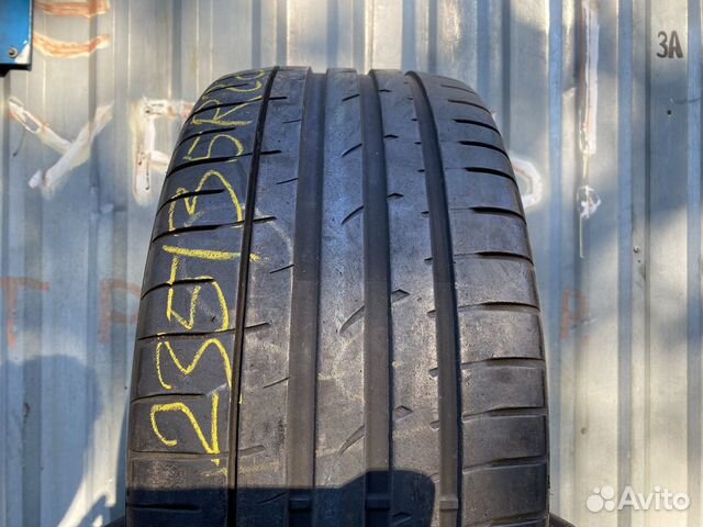 Шины Б/У 235/35R20 Goodyear Шины Б/У 235/35R20 Goodyear