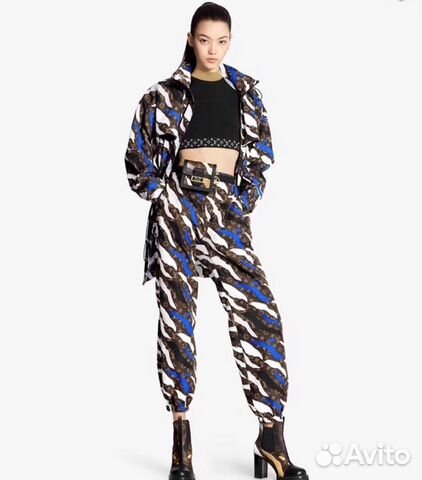 Костюм Louis Vuitton Костюм Louis Vuitton
