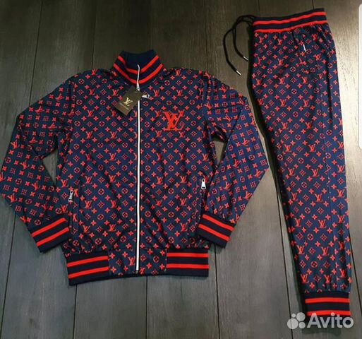 Спортивный костюм Спортивный костюм Спортивный костюм Спортивный костюм