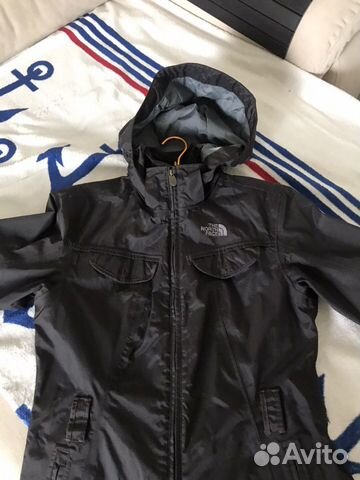 Женская Ветровка The North Face Женская Ветровка The North Face