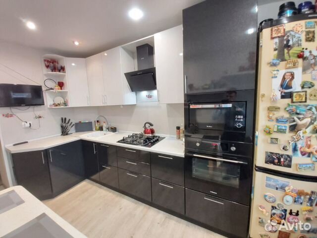 3-к квартира, 64 м², 6/10 эт.