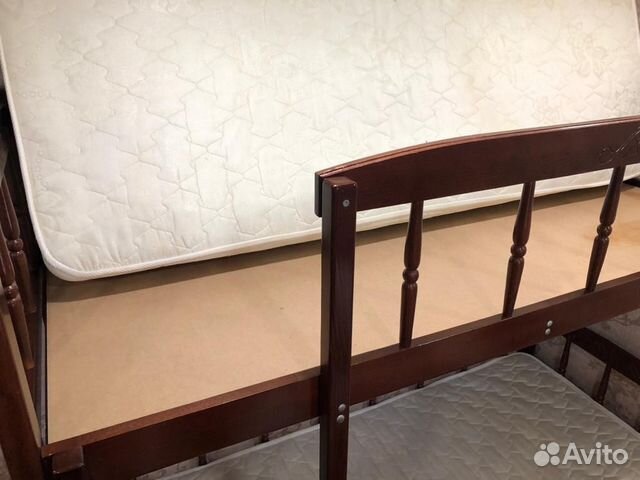 Двухъярусная кровать Двухъярусная кровать