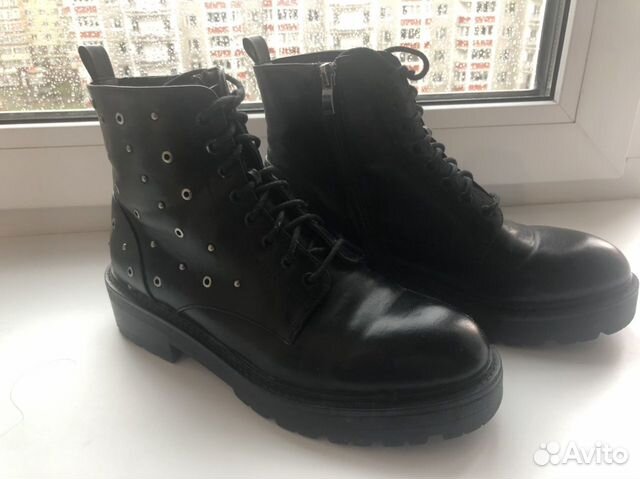 Осенние ботинки, две пары Осенние ботинки, две пары