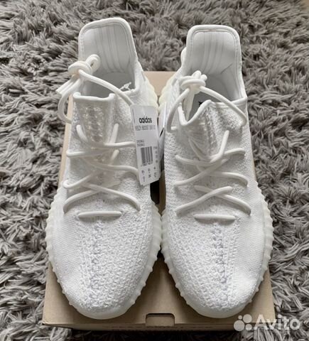 Кроссовки Adidas Yeezy Boost 350 v2 Cream White Кроссовки Adidas Yeezy Boost 350 v2 Cream White