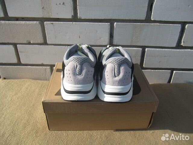 Продам Кроссовки Adidas Yeezy Boost 700 Продам Кроссовки Adidas Yeezy Boost 700