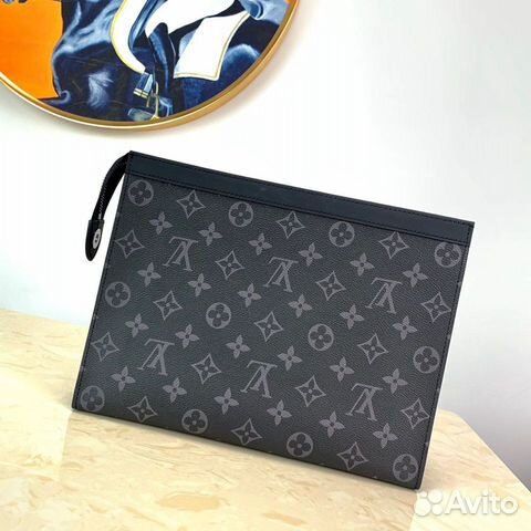Клатч Louis Vuitton Pochette Voyage M61692 серый Клатч Louis Vuitton Pochette Voyage M61692 серый