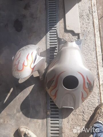 Honda cbr 1000rr Накладка Бака крыло переднее 2004